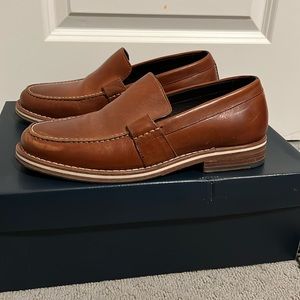 Helm - wilson loafers - teak - size 7.5